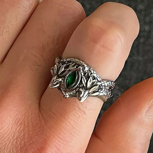 انگشتر استیل مردانه طرح باراهیر (با سنگ اتمی)