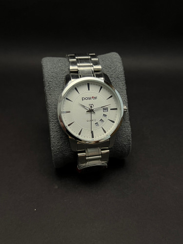 ساعت مچی مردانه فسیل طرح اسپرت بند استیل نقره ای_قاب فلز صفحه سفید